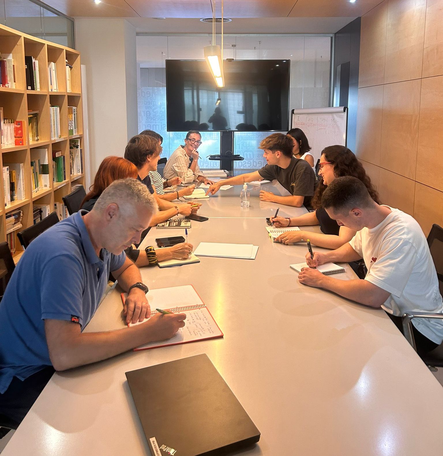 Equipo comunicación ambiental